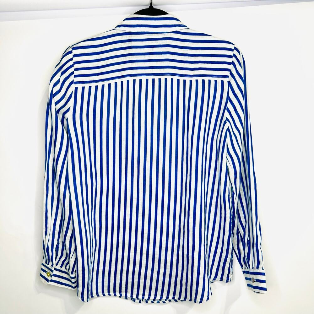 Chico's 100% Linen Striped Eyelet Button Down Shirt Blue White Size 0 / Small - Picture 4 of 8